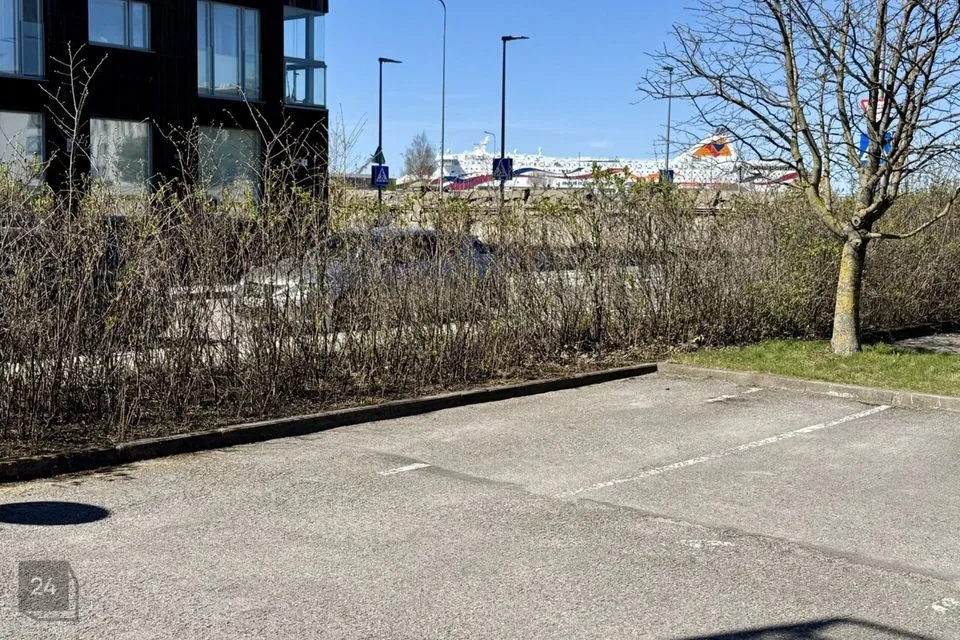 12 m² Гараж в Tallinn, Kesklinna linnaosa