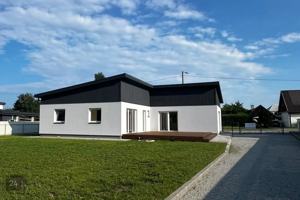 4-комнатная дом в Saaremaa vald, Kuressaare linn