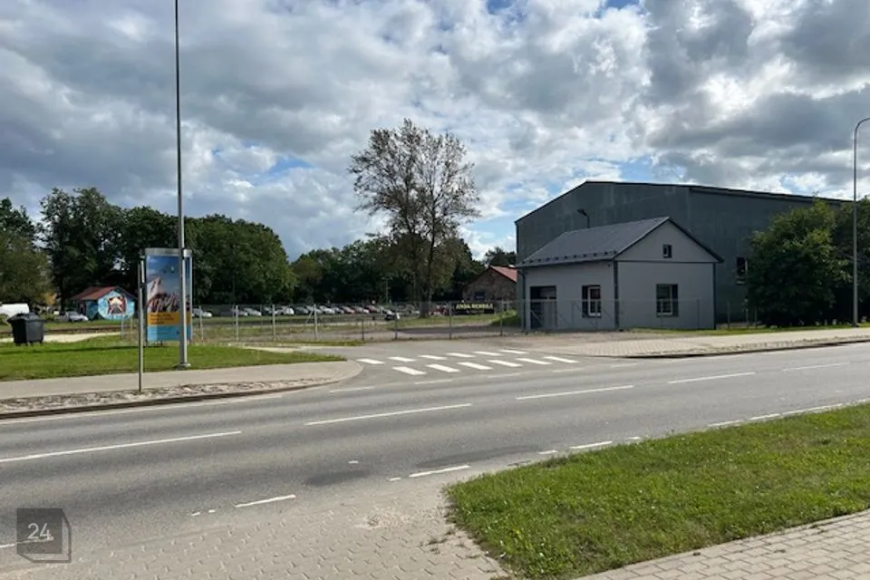 Muu, 1000 m² Äripind  -  Viljandi linn