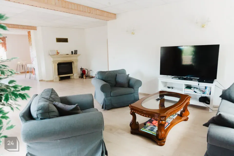 Accommodation or Operating company, 486 m² business in Saaremaa vald, Kuressaare linn - photo 4