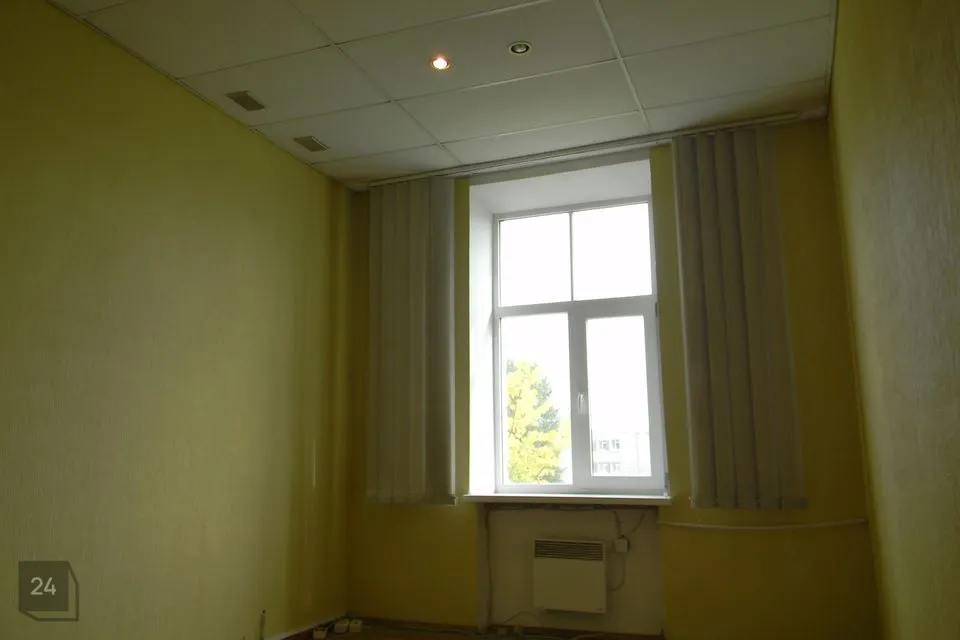 Mitme sihtotstarbega, 15 m² Äripind  -  Tallinn, Lasnamäe linnaosa
