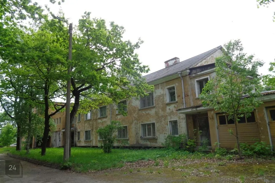 1380 m² Äripind  -  Kohtla-Järve linn, Järve linnaosa