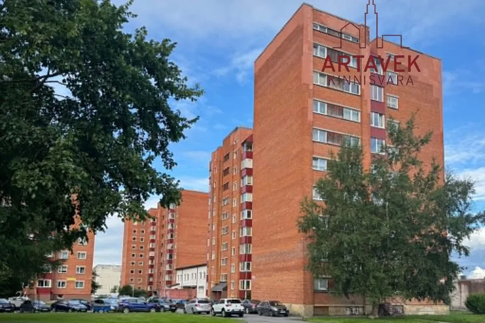 2-toaline Korter  -  Kohtla-Järve linn, Ahtme linnaosa