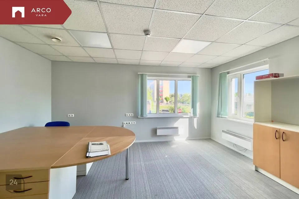Büroo, 62 m² Äripind  -  Rakvere linn - foto 2