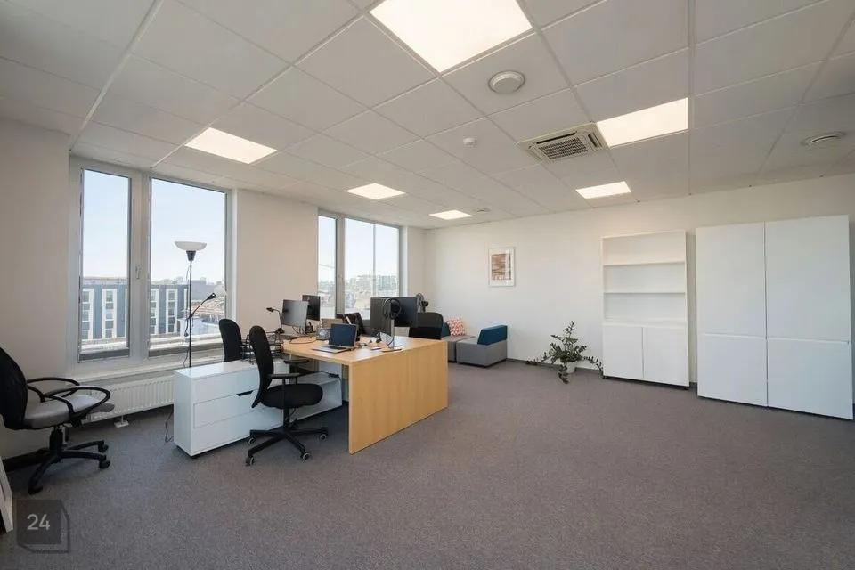 74 m² Äripind  -  Tallinn, Kesklinna linnaosa
