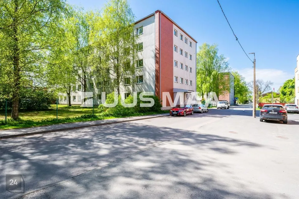 Kaubandus või Teenindus, 393 m² Äripind  -  Tallinn, Kristiine linnaosa