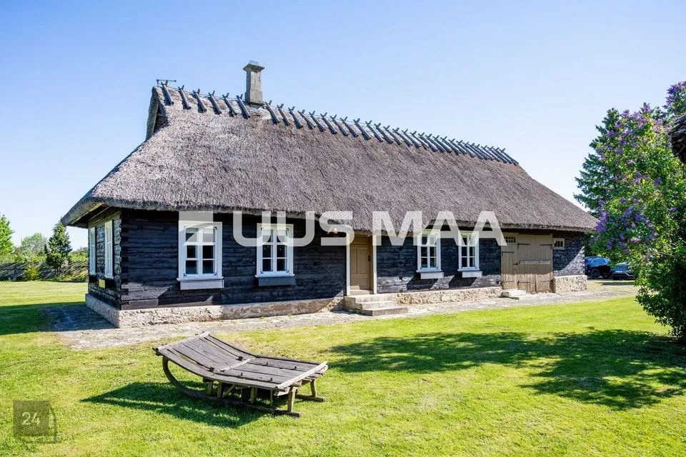 12-toaline Maja - Saaremaa vald, Pajumõisa küla