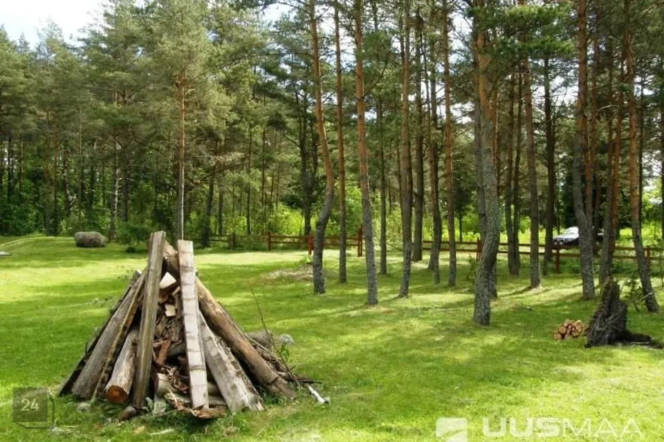 3-toaline Maja - Hiiumaa vald, Esiküla - foto 3