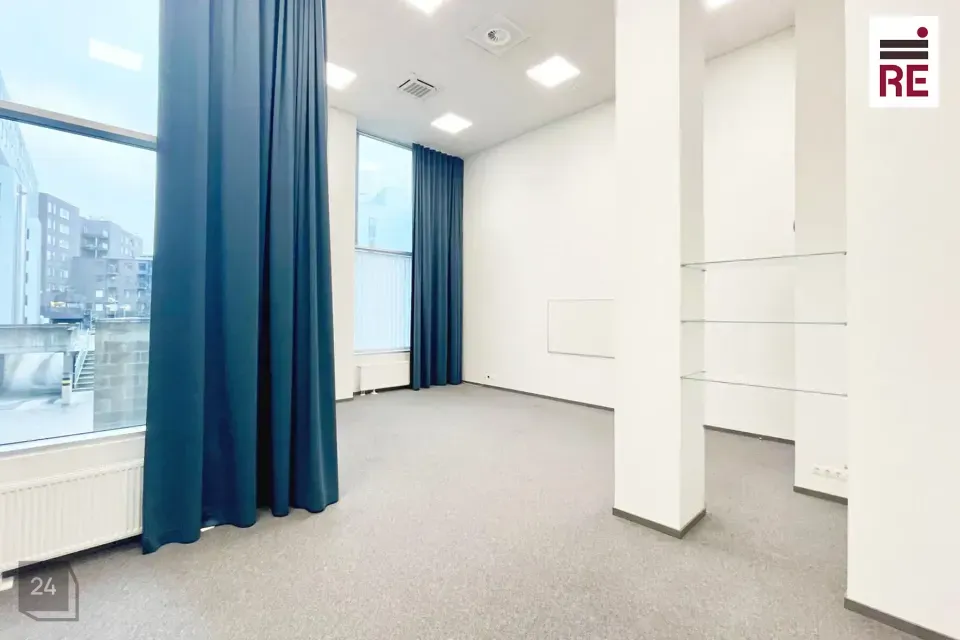 Büroo või Teenindus, 47 m² Äripind  -  Tallinn, Kesklinna linnaosa