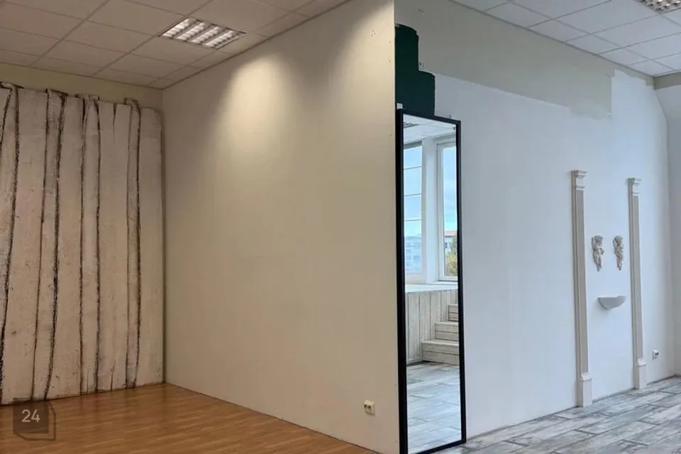 Äripind  -  Tallinn, Kesklinna linnaosa - foto 4
