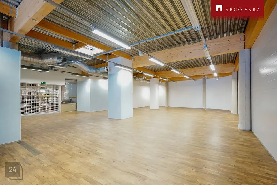 Kaubandus, 374 m² Äripind  -  Viljandi linn - foto 3