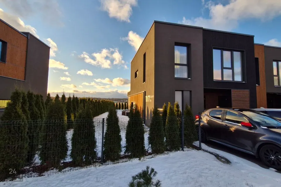 Ridaelamu boks, 5-toaline Majaosa  -  Harku vald, Tiskre küla