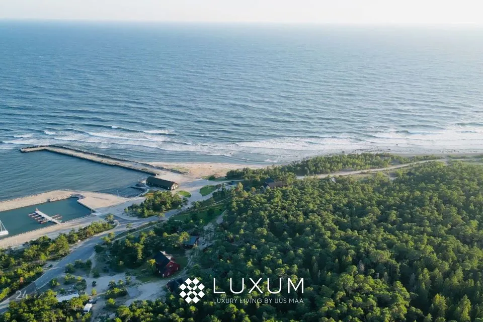 Elamumaa, 20001 m² Maa  -  Hiiumaa vald, Kalana küla