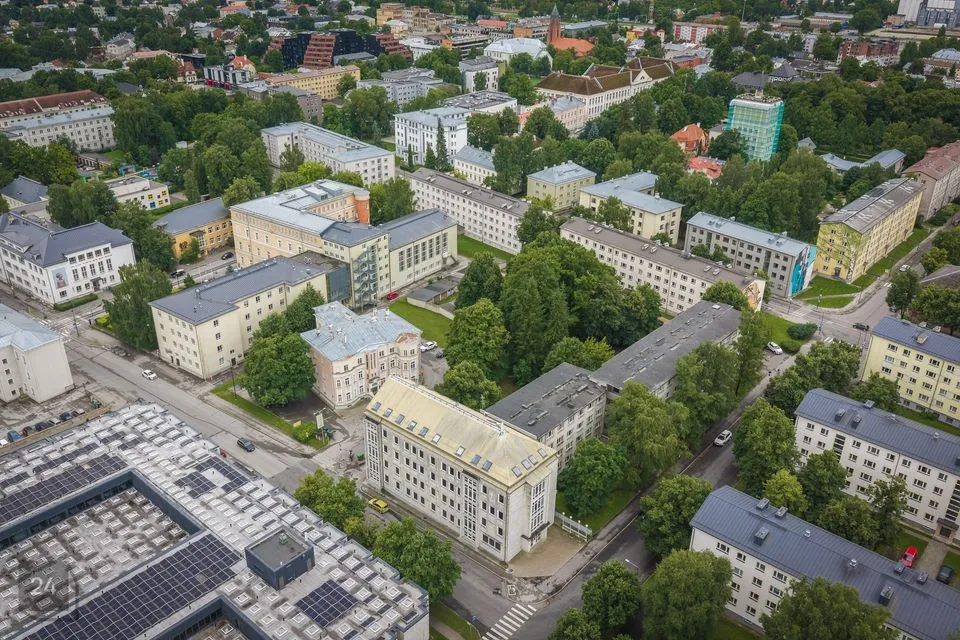 Mitme sihtotstarbega, 1949 m² Äripind - Tartu linn, Tartu linn