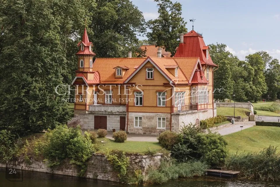 8-toaline Maja - Saaremaa vald, Kuressaare linn