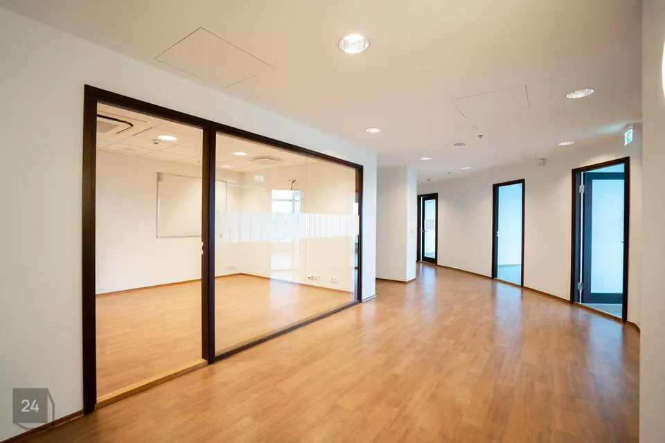 Bureau, 348 m² business in Tallinn, Kesklinna linnaosa - photo 4
