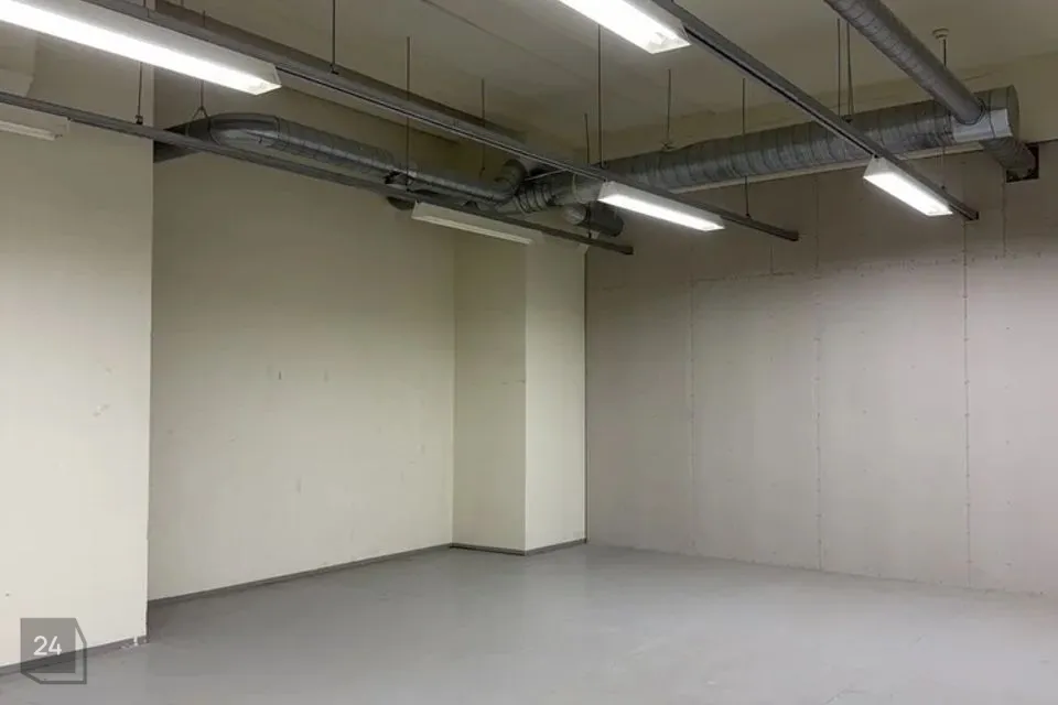 Äripind  -  Tallinn, Kesklinna linnaosa - foto 4