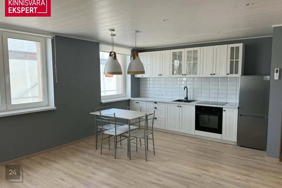 4-комнатная Квартира в Saarde vald, Kilingi-Nõmme linn