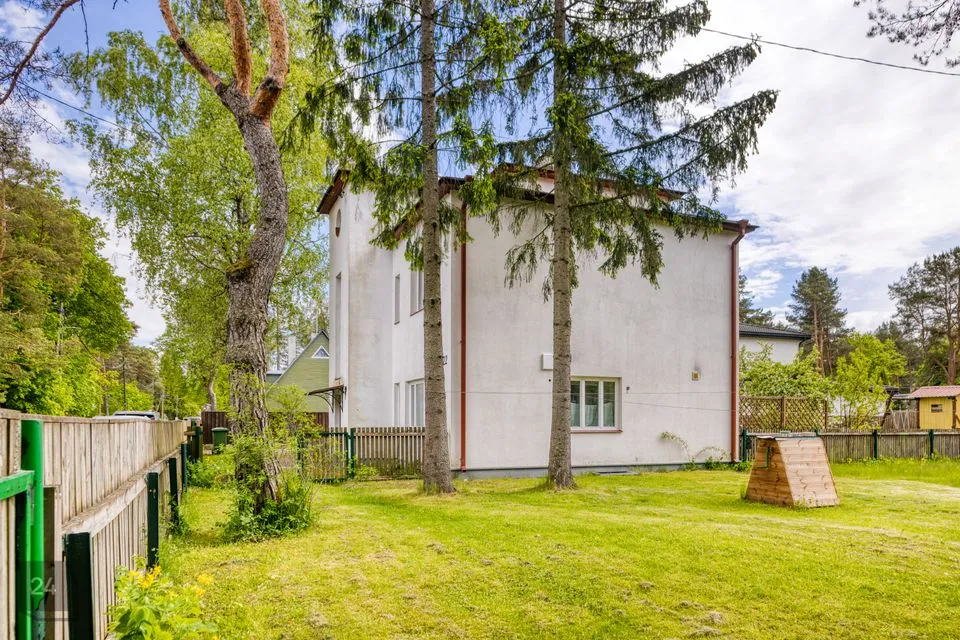 Двухквартирный дом, 5-комнатная часть дома в Tallinn, Nõmme linnaosa - фото 3