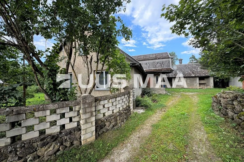 3-toaline Maja - Viru-Nigula vald, Pikaristi küla