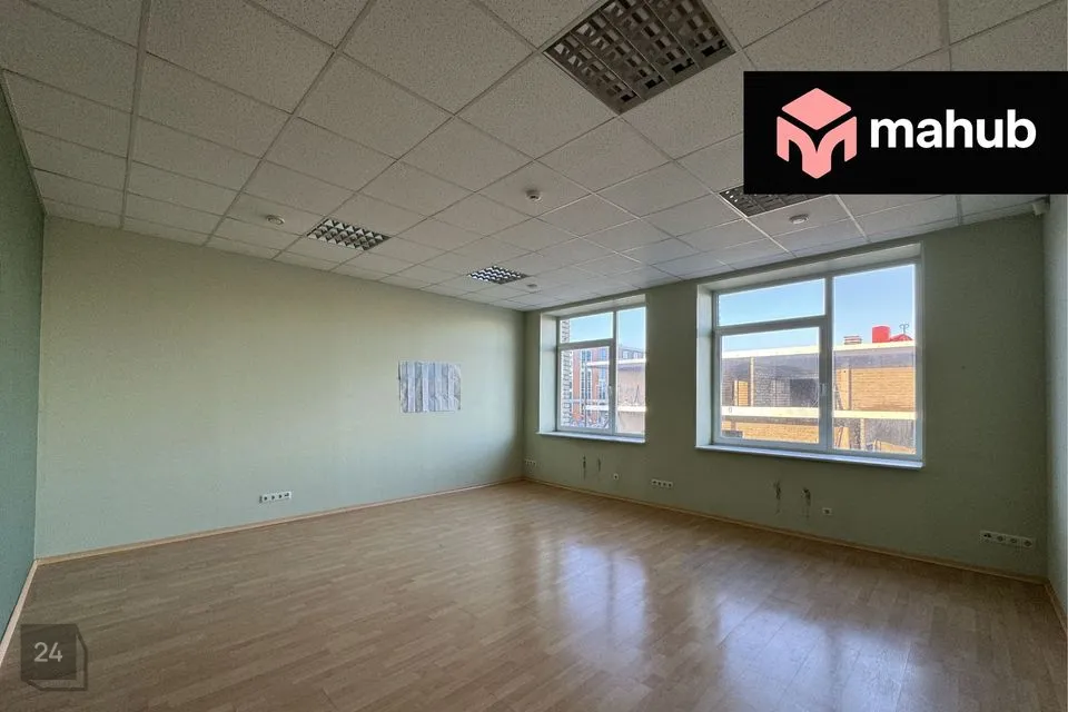 Mitme sihtotstarbega, 32 m² Äripind  -  Tallinn, Lasnamäe linnaosa