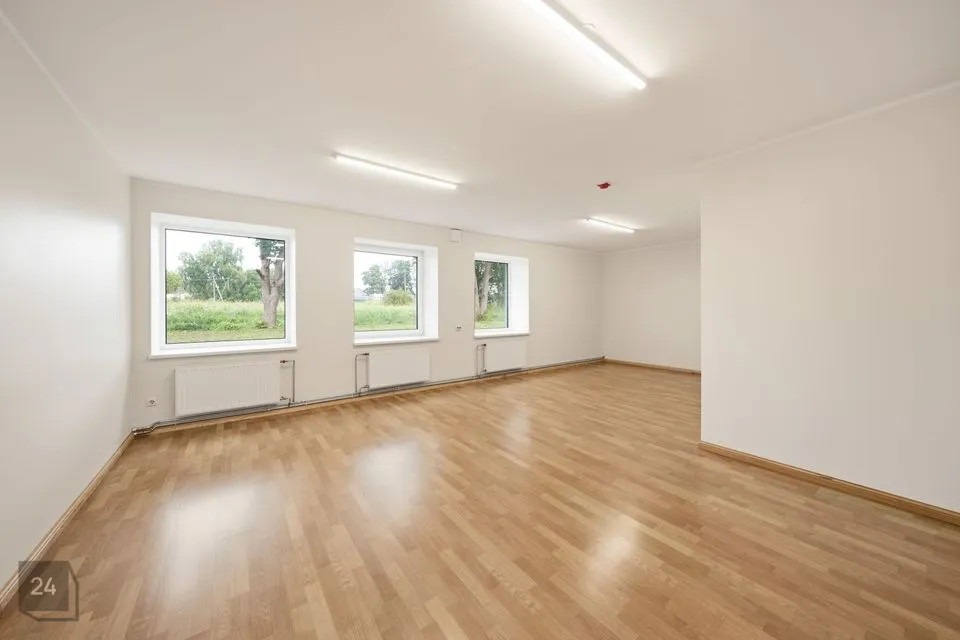 48 m² Äripind  -  Rapla vald, Rapla linn