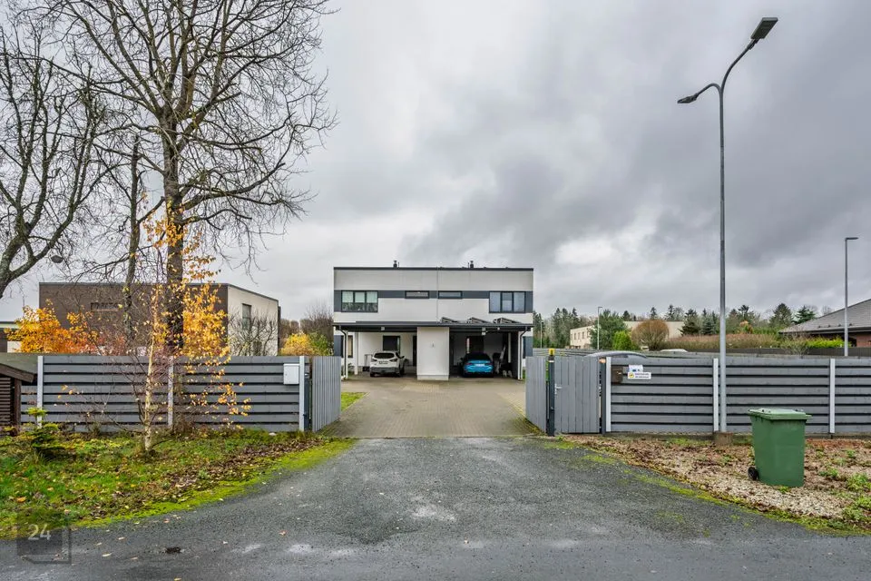 Paarismaja, 5-toaline Majaosa - Rae vald, Karla küla