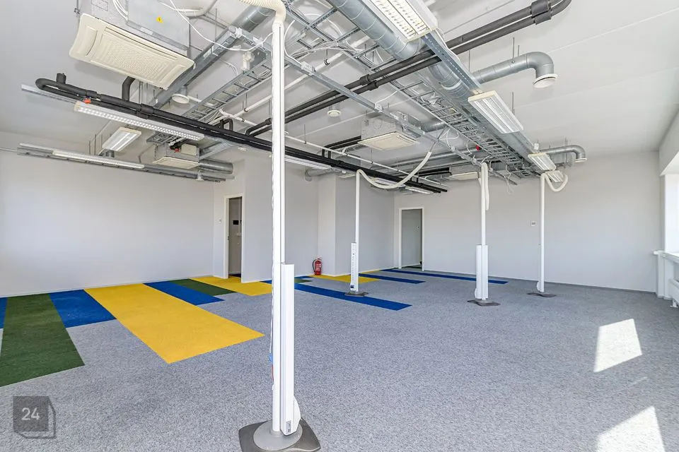 Bureau, 395 m² business in Tallinn, Kesklinna linnaosa - photo 2