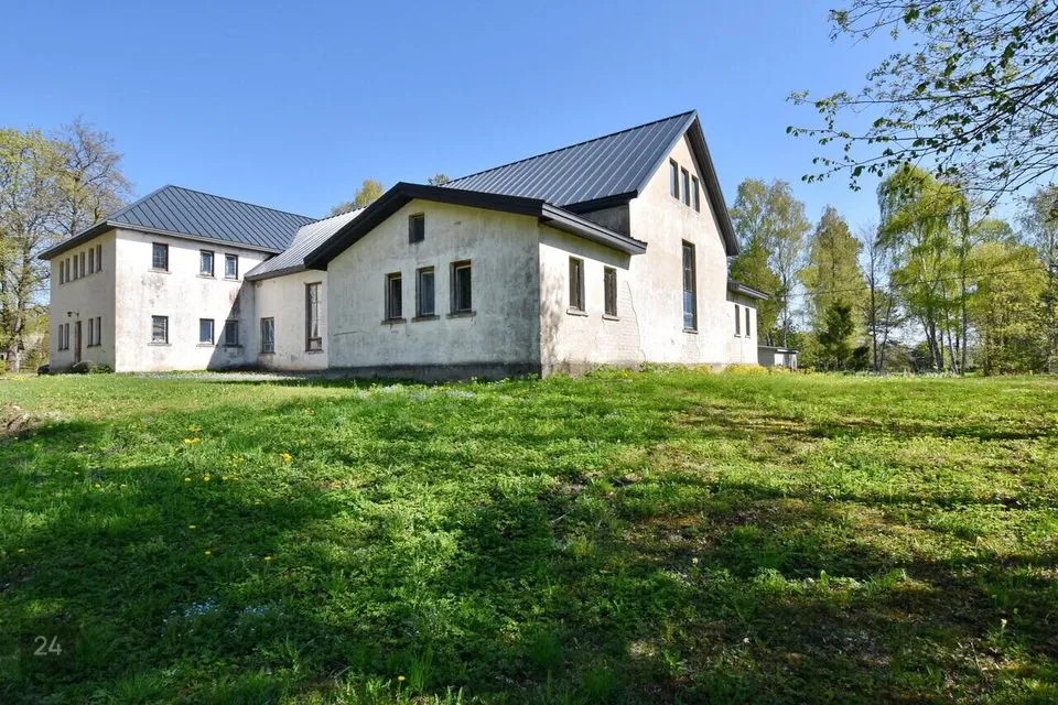 571 m² house in Muhu vald, Hellamaa küla