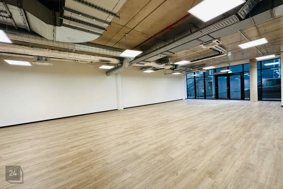Mitme sihtotstarbega, 410 m² Äripind  -  Tallinn, Kesklinna linnaosa - foto 2