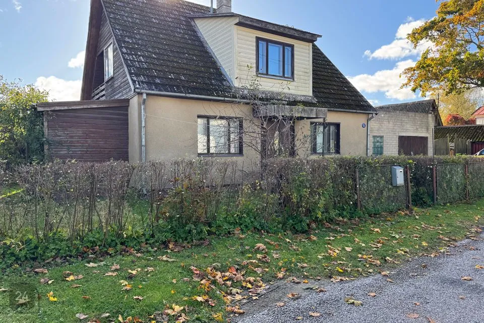 5-toaline Maja  -  Saaremaa vald, Kuressaare linn