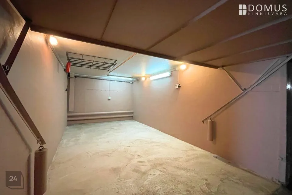17 m² Гараж в Tallinn, Mustamäe linnaosa