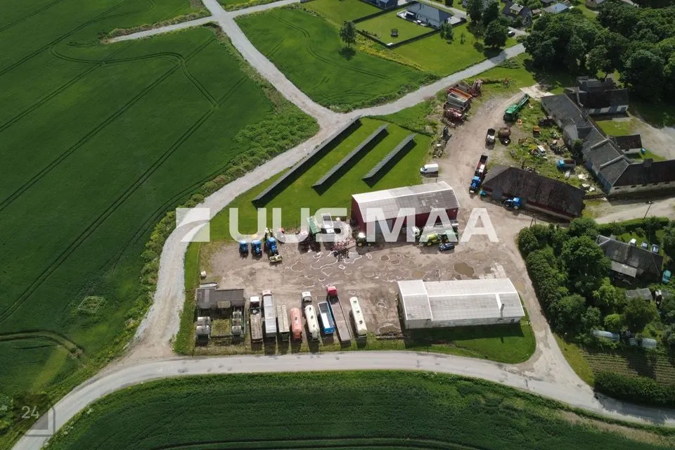 343 m² Äripind  -  Rakvere vald, Roodevälja küla