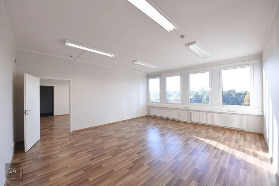 Büroo või Teenindus, 60 m² Äripind  -  Tallinn, Kristiine linnaosa