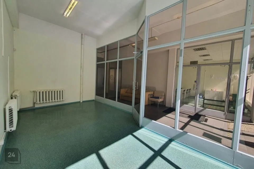 Mitme sihtotstarbega, 21 m² Äripind  -  Tallinn, Mustamäe linnaosa - foto 2