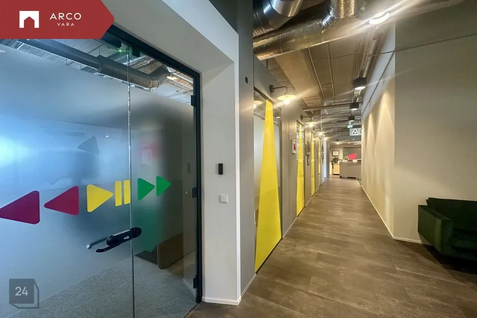 Бюро, 1442 m² Бизнес-площадь в Tallinn, Lasnamäe linnaosa