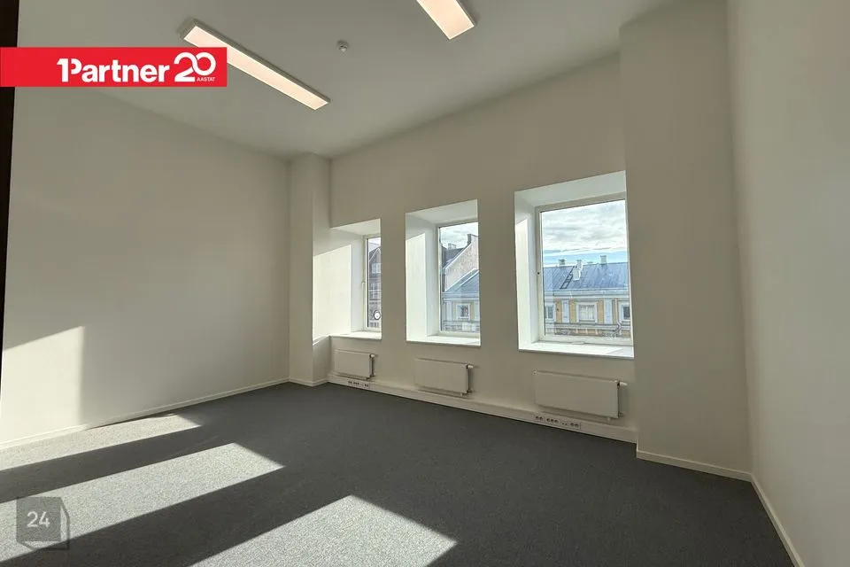 Бюро или Обслуживание, 328 m² Бизнес-площадь в Tallinn, Kesklinna linnaosa