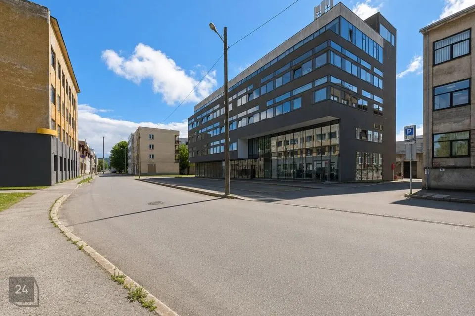 35 m² Äripind  -  Tallinn, Lasnamäe linnaosa