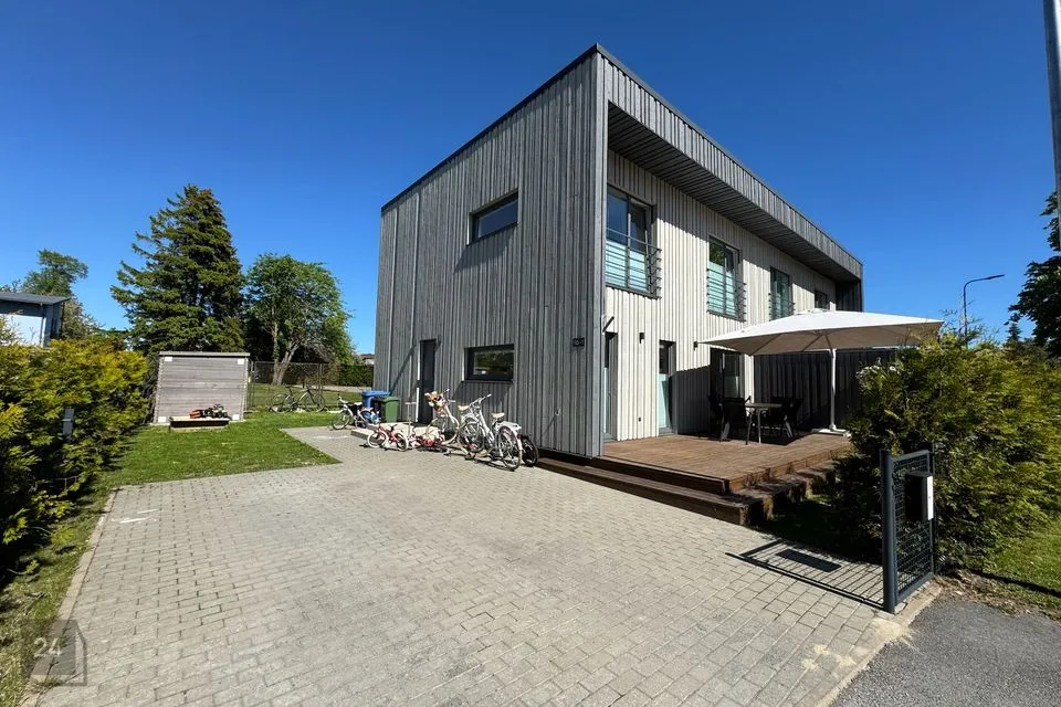 5-toaline Maja - Saaremaa vald, Kuressaare linn