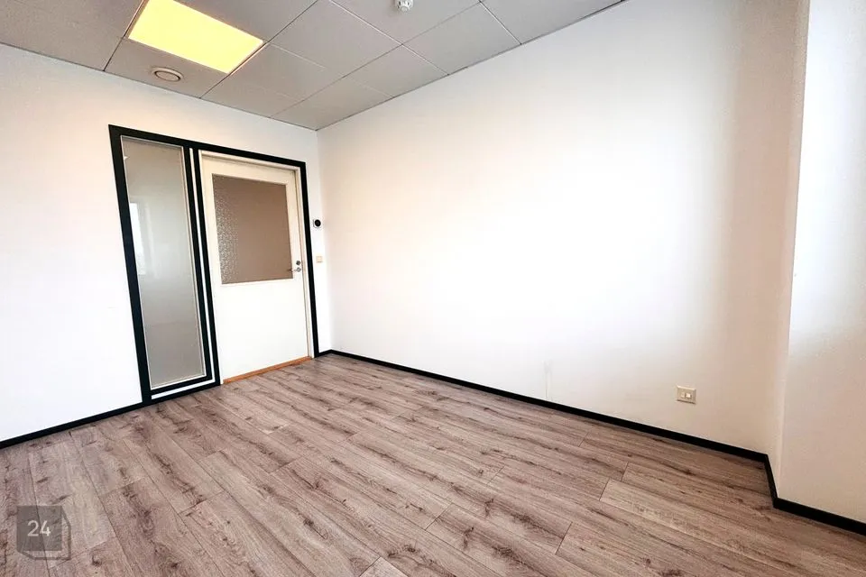 Büroo või Teenindus, 11 m² Äripind  -  Tallinn, Lasnamäe linnaosa - foto 4
