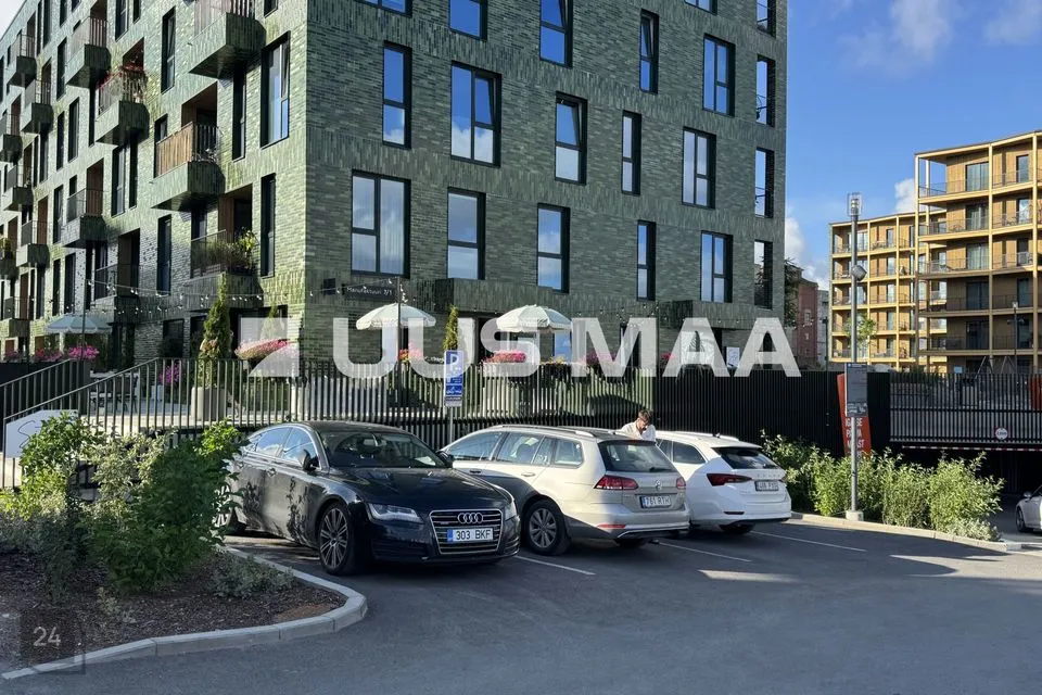 Mitme sihtotstarbega, 116 m² Äripind  -  Tallinn, Põhja-Tallinna linnaosa