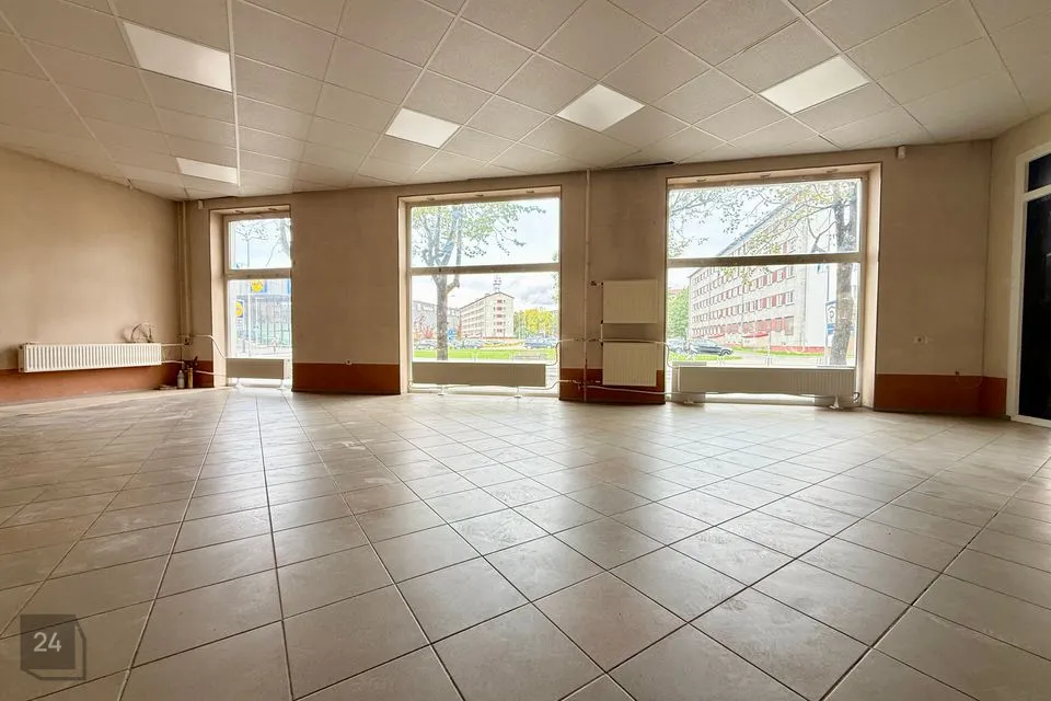 Многоцелевое, 94 m² Бизнес-площадь в Narva linn