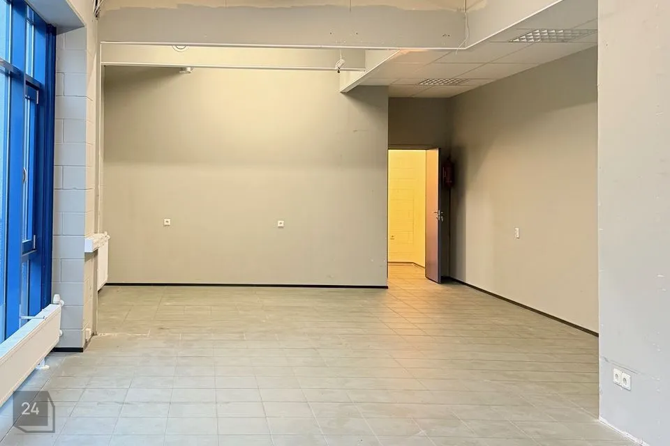 Kaubandus, 77 m² Äripind  -  Rakvere linn - foto 3