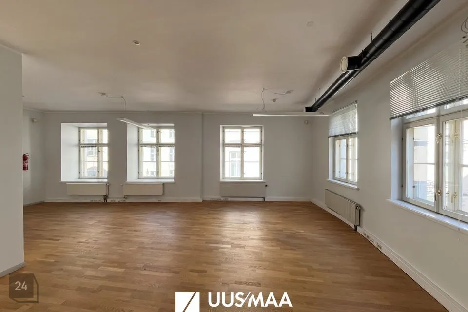 Büroo või Muu, 324 m² Äripind  -  Tallinn, Kesklinna linnaosa