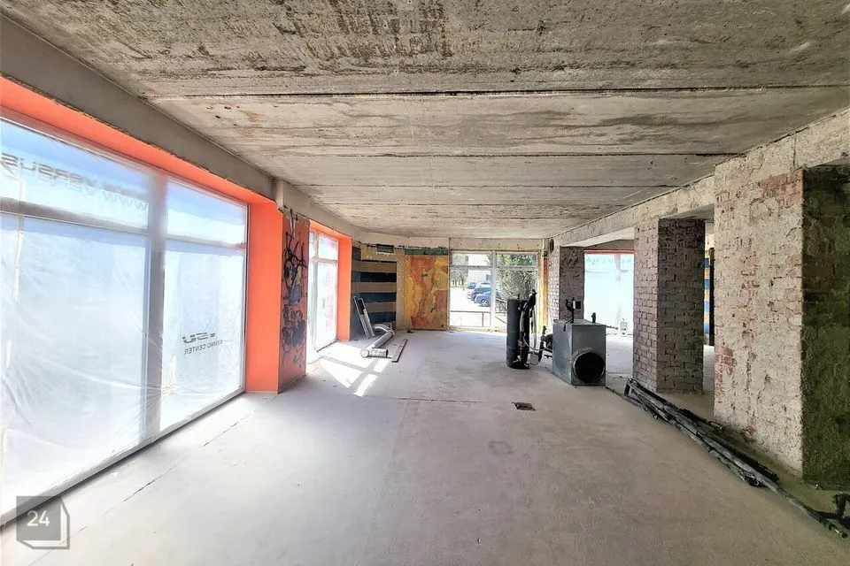 Mitme sihtotstarbega, 260 m² Äripind  -  Tallinn, Mustamäe linnaosa - foto 2