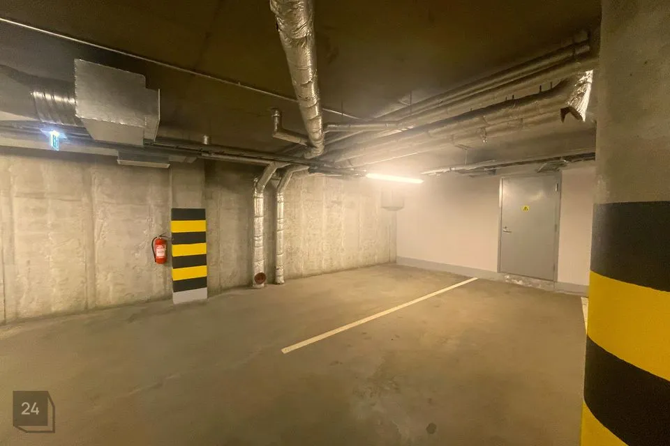 15 m² Garaaž  -  Tallinn, Kesklinna linnaosa