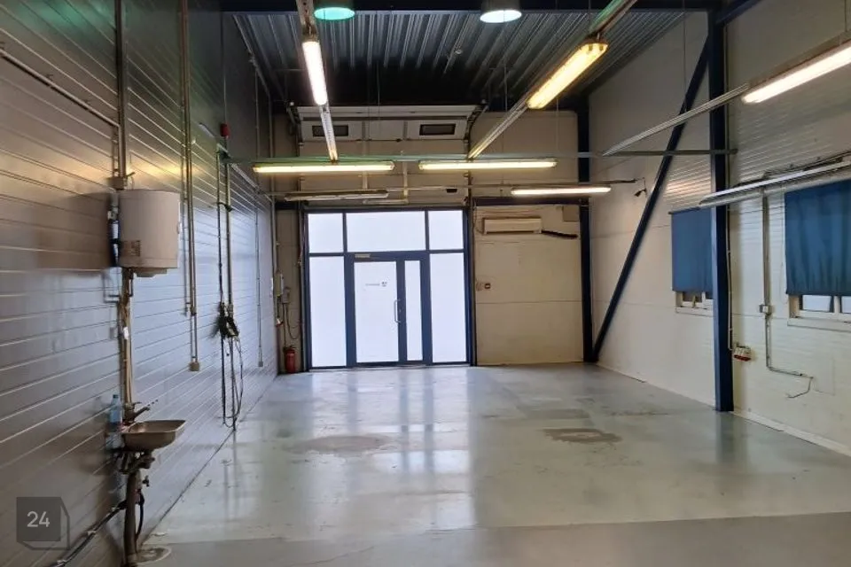 Mitme sihtotstarbega, 97 m² Äripind  -  Viljandi linn - foto 2