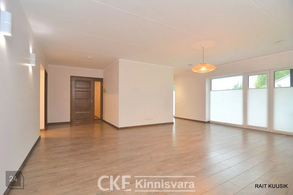 5-toaline Maja  -  Kambja vald, Soinaste küla - foto 3