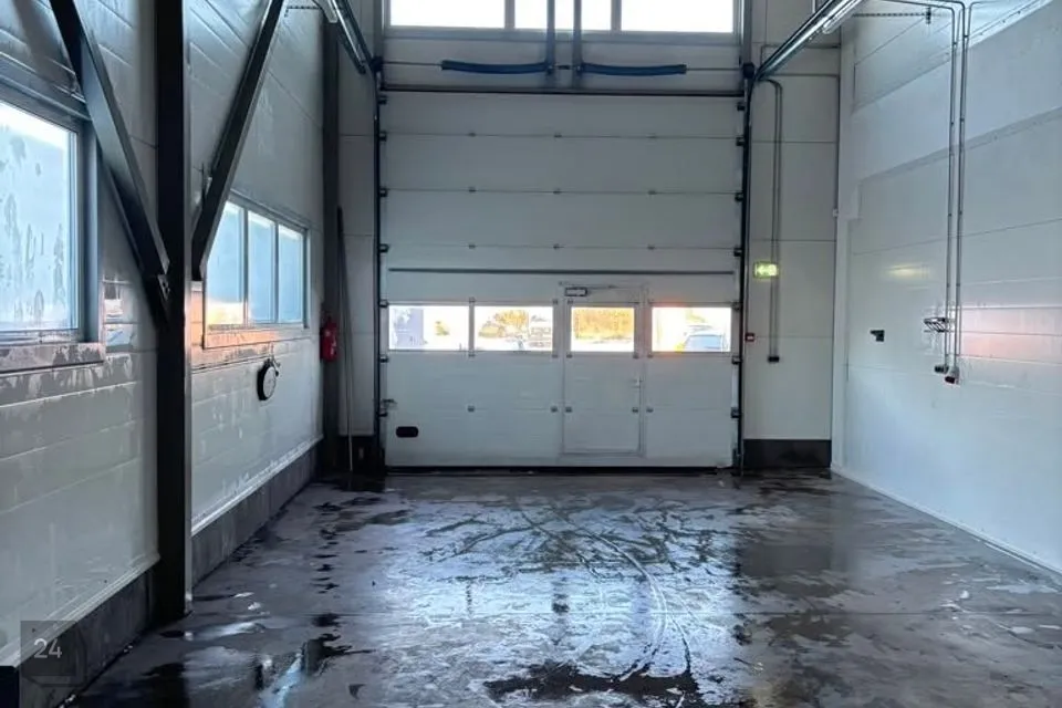 Mitme sihtotstarbega, 72 m² Äripind  -  Tori vald, Sauga alevik - foto 2