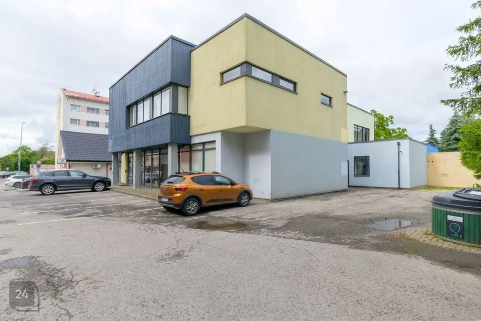 Mitme sihtotstarbega, 81 m² Äripind - Rakvere linn